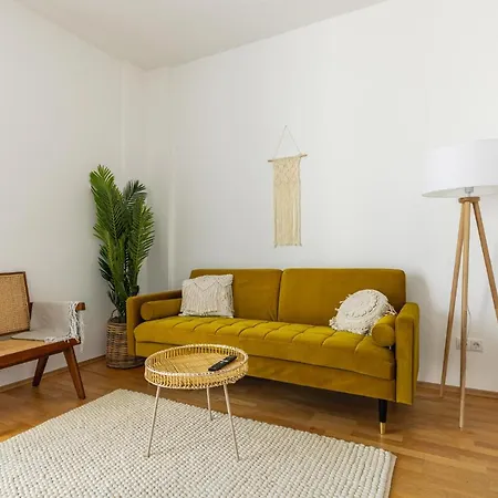 Bright Stylish Apartment With A Balcony In A Top Location Wenen Buitenkant foto