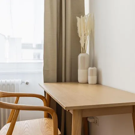 Bright Stylish Apartment With A Balcony In A Top Location Wenen Buitenkant foto