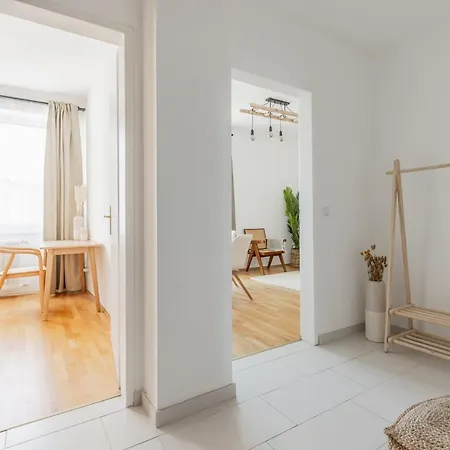 Bright Stylish Apartment With A Balcony In A Top Location Wenen Buitenkant foto