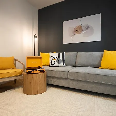 Bright Stylish Apartment With A Balcony In A Top Location Wenen Buitenkant foto