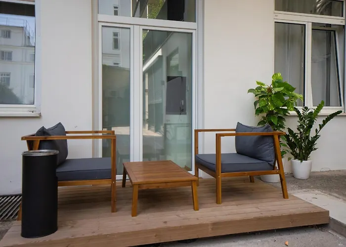 Bright Stylish Apartment With A Balcony In A Top Location