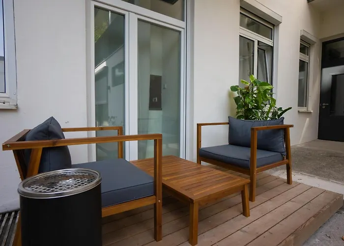 Bright Stylish Apartment With A Balcony In A Top Location