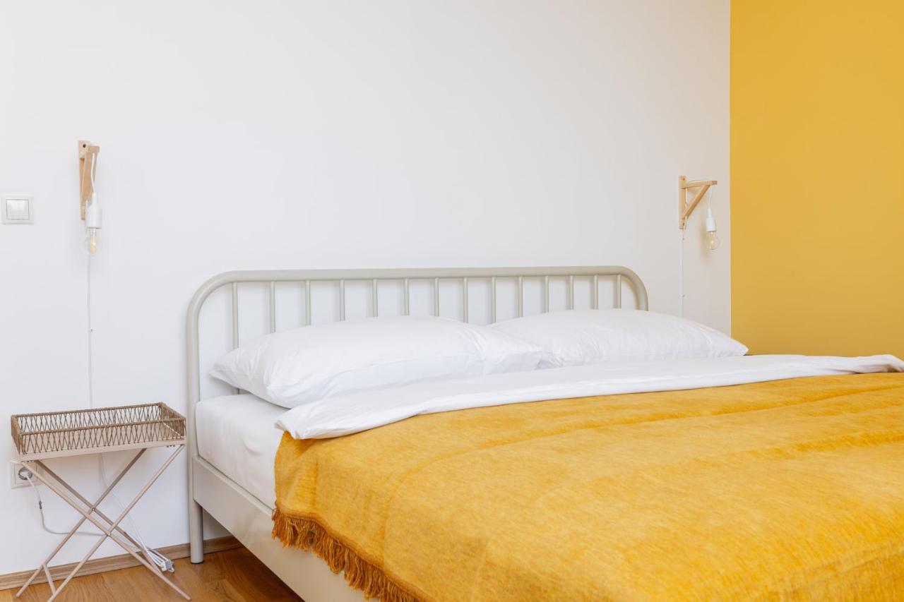 Appartement Bright Stylish With A Balcony In A Location