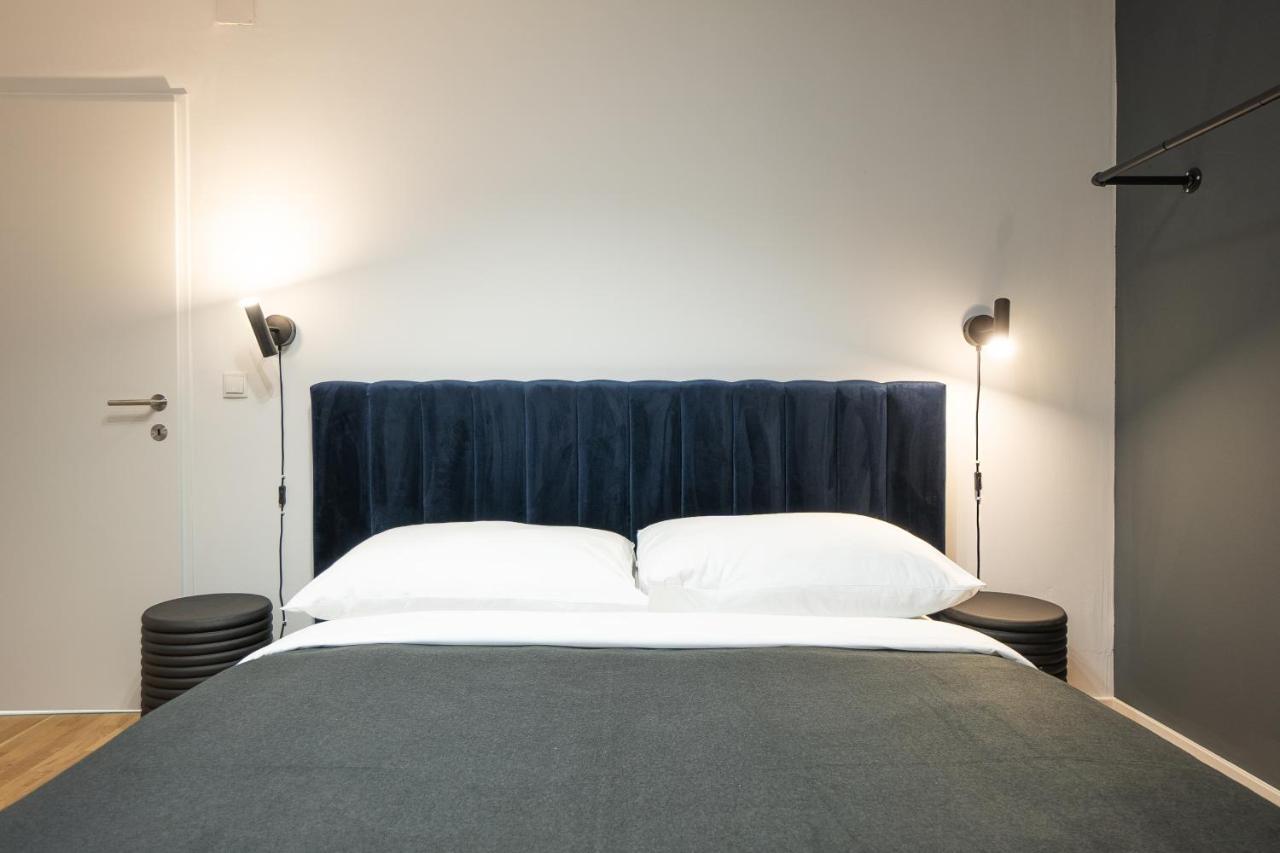 Bright Stylish With A Balcony In A Location * Wenen