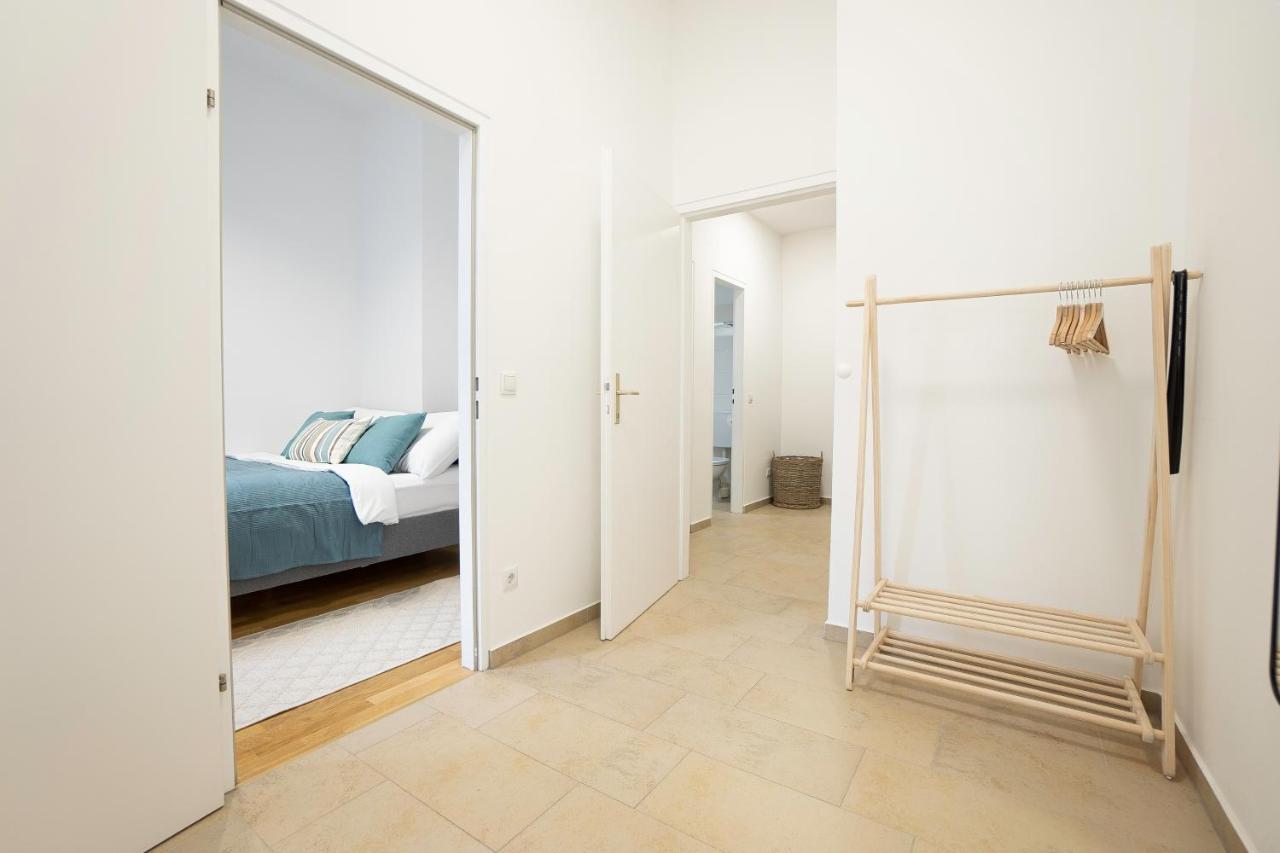 Appartement Bright Stylish With A Balcony In A Location *