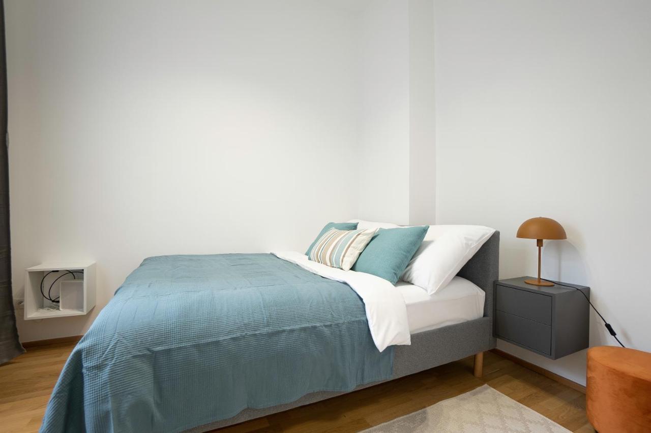 Appartement Bright Stylish With A Balcony In A Location Wenen